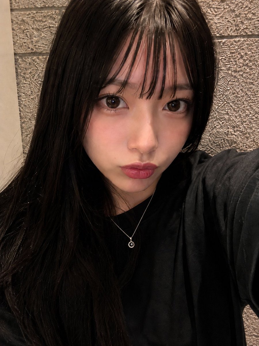 afugaki_sss's tweet photo. 【AI美女生成の救世主！？】  

同じ人物を出力したい人は 
細部までこだわった 

「トリセツシート」 

これを使ってみて。

詳細は以下にまとめた🔻  

（保存推奨） https://t.co/HtTnkVabGc