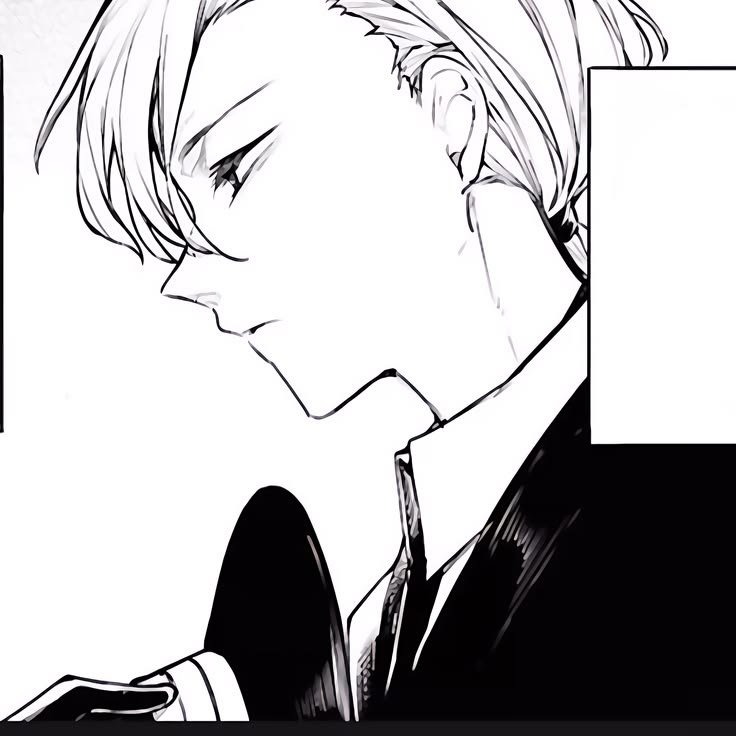 skk2328's tweet photo. dazai having a nice trip from french to thailand while chuuya had to come back immediately to yokohama for his 582476 funeral 😭😭😭 https://t.co/9v3MuQpZWy