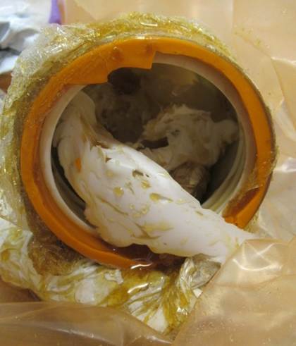 CBPLSSAC's tweet photo. Sweet success! 🍯 @CBP Laboratories & Scientific Services (LSS) intercepted a honey jar shipment destined for USA. 🔬➡️ Inside❓Cocaine! LSS works to keep dangerous drugs out of our communities! #DrugInterdiction @CBP #LabTesting #ScienceInAction #CBPOpsSpprt https://t.co/5aPsMWHGVI