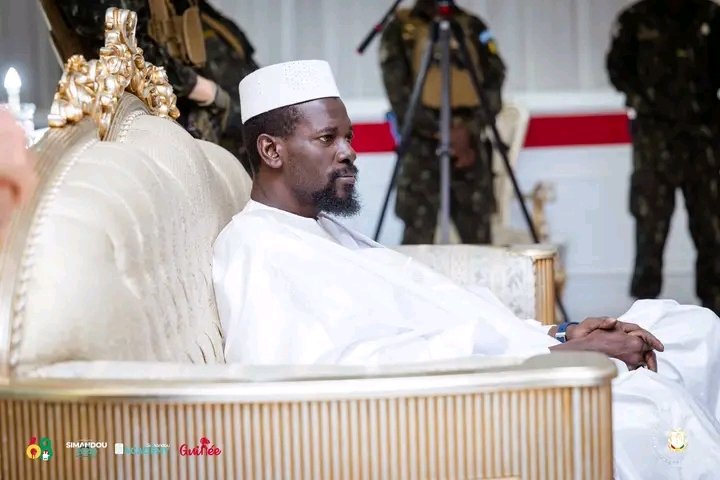 daye_med's tweet photo. 🇬🇳cet après midi, Le président de la République, chef de l'État, chef suprême des forces armées, son excellence le général MAMADI DOUMBOUYA @presi_doumbouya reçoit nos élus nouvellement élus aux législatives passé et avec quelques députés étrangers venant dans d'autres pays de la sous région.