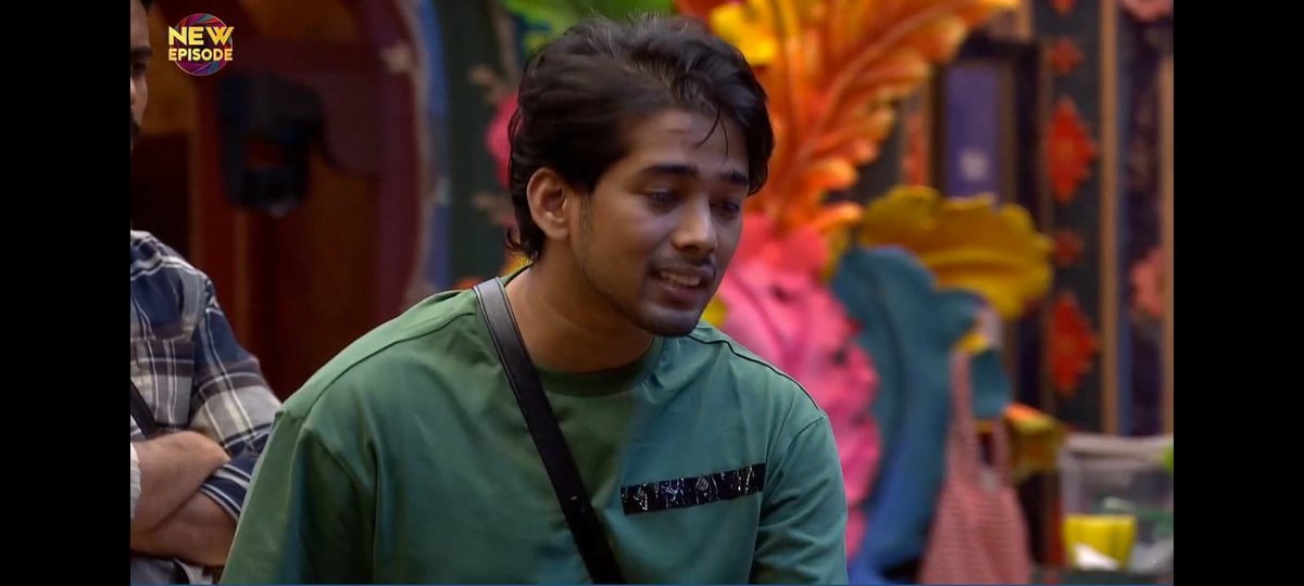 KaashviLover's tweet photo. Scout is Baap of all bigg boss contestants

VINTAGE SCOUT IS BACK https://t.co/9b0ZpzLwCo