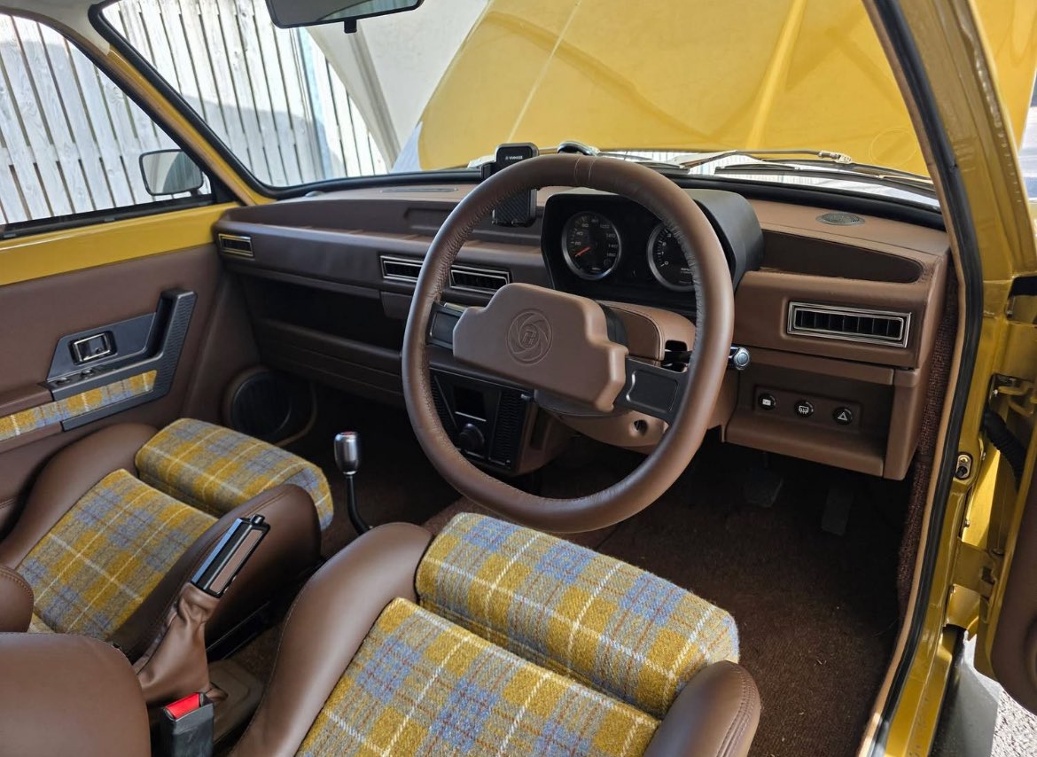 WRCPAST's tweet photo. 🇬🇧 1979 Austin Allegro 1.3

Ok it’s been slightly modified and now has a Honda Integra Type R engine under the bonnet as well as a host of other upgrades.

Some say you can’t polish a 💩 but I think this is absolutely bonkers 🔥🔥

This is the type of thing I would waste my cash on 🤣

📷 Cai Thomas 👏🏻👏🏻👏🏻

#modified #classiccars #uk #austin