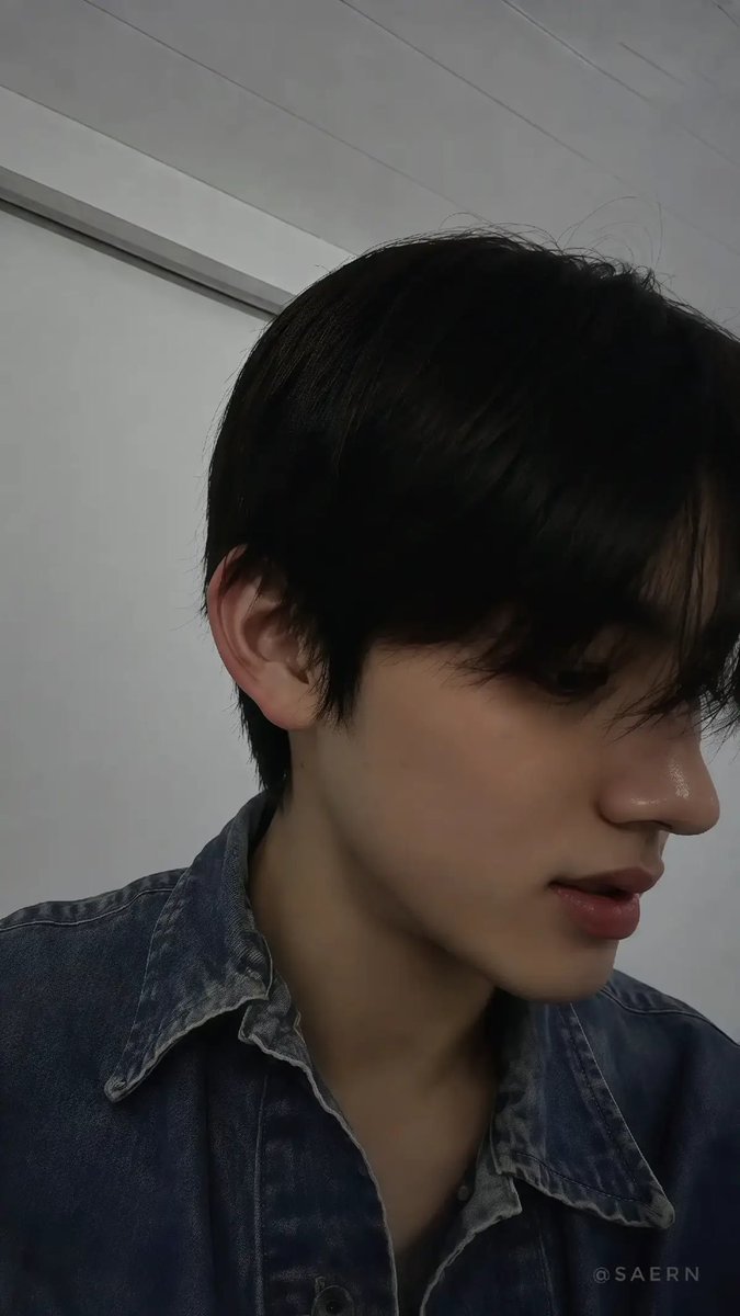 seonghyeonpost's tweet photo. #SEONGHYEON #성현 https://t.co/ZjFUwGbKZO