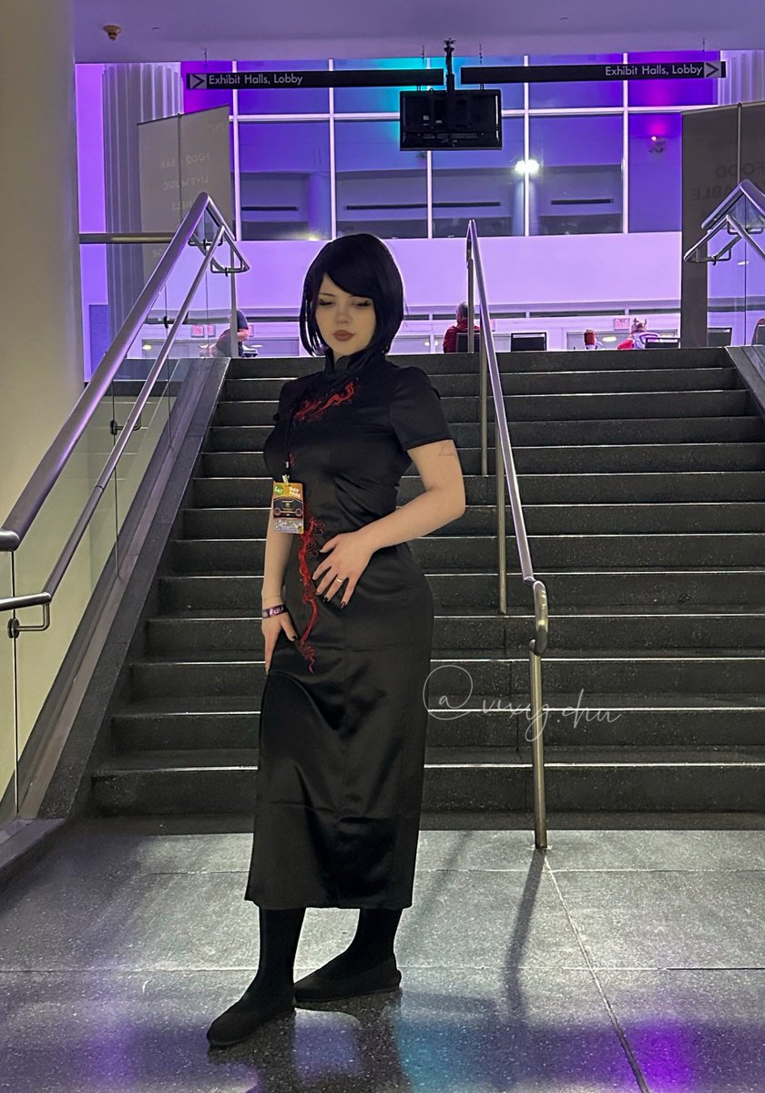 vixychu's tweet photo. Ada Wong from RE4 (this cheongsam is similar to a modded one) 
#residentevil #residentevilcosplay #residentevil4 #adawongcosplay #videogamecosplay https://t.co/gnwV1rbCVI