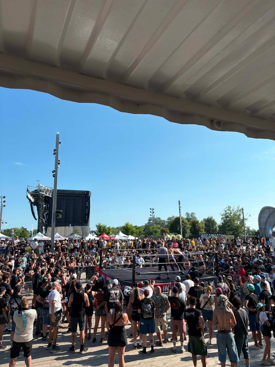 ISDub's tweet photo. Hey man, our summer fucking ruled. 

Thank you Warped Tour. Come back soon, please. https://t.co/HvT0QKKsrj