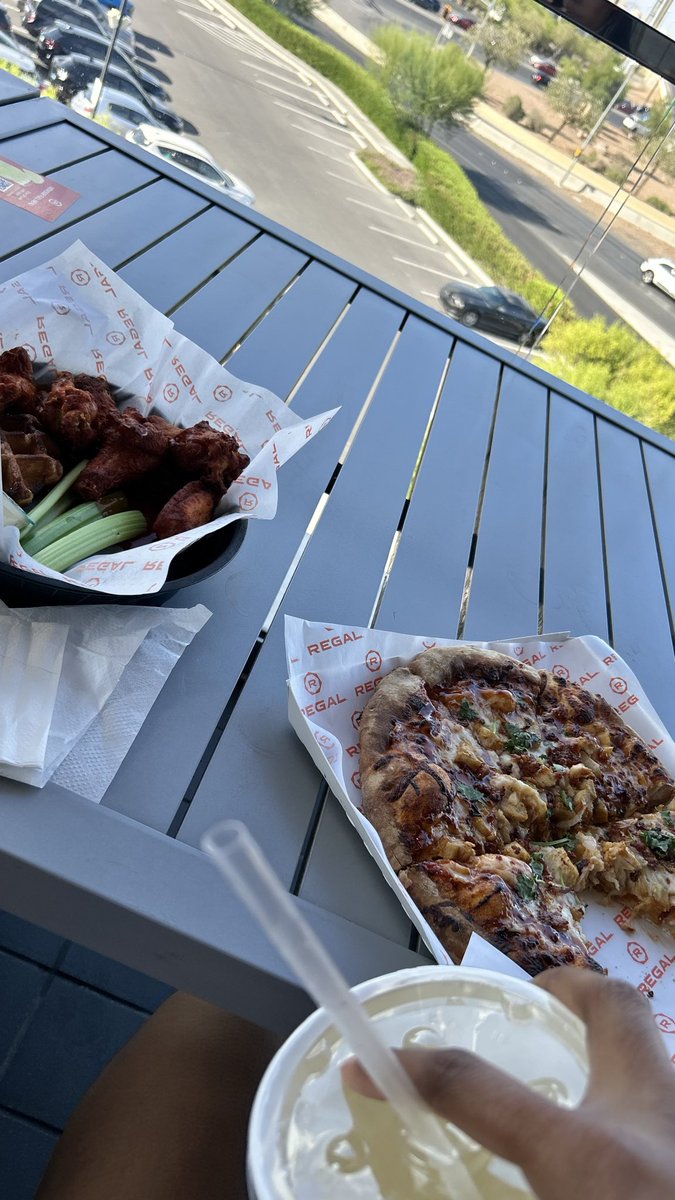 thenyxrealm's tweet photo. My lunch has been paid for but you know you want to reimburse it😘 https://t.co/zCWvxrx3uS