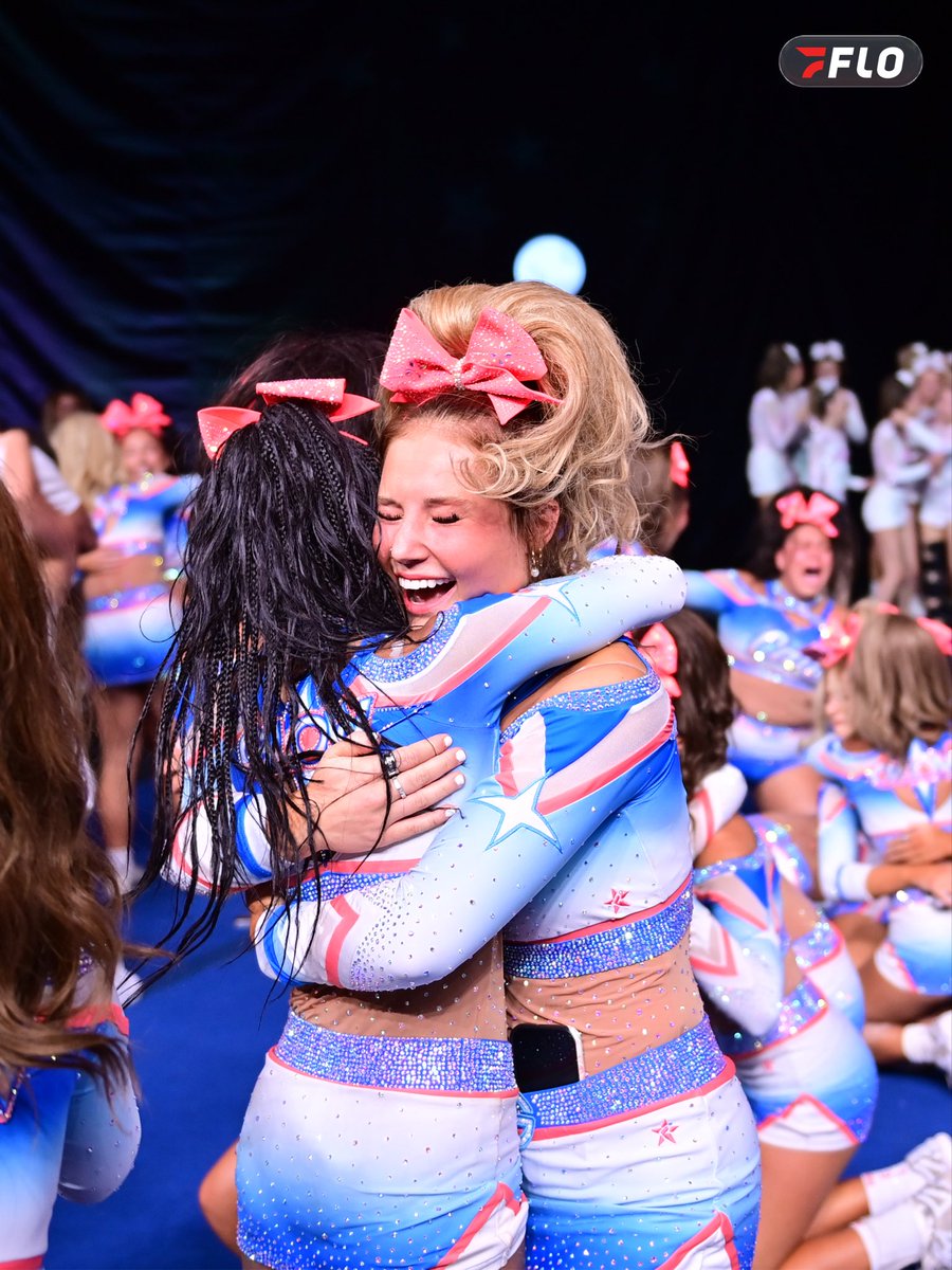 FloCheer's tweet photo. @the_cali_glow your 𝑾𝒐𝒓𝒍𝒅 𝑪𝒉𝒂𝒎𝒑 𝑾𝒆𝒅𝒏𝒆𝒔𝒅𝒂𝒚 photo album just dropped!📸🤩 

Help us congratulate your back-to-back L6 International U18 Non-Tumbling World Champions, The California Allstars Glow! Head over to FloCheer to view the full album ➡️ https://t.co/CThigYnI4h