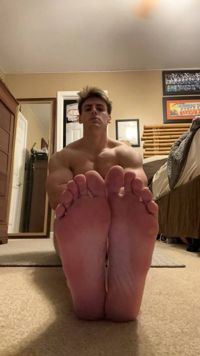 thirstyformale's tweet photo. let’s fucking goon fuuck 😵‍💫🤤👌🏻😈
русские пишите https://t.co/Oujtflj7J9