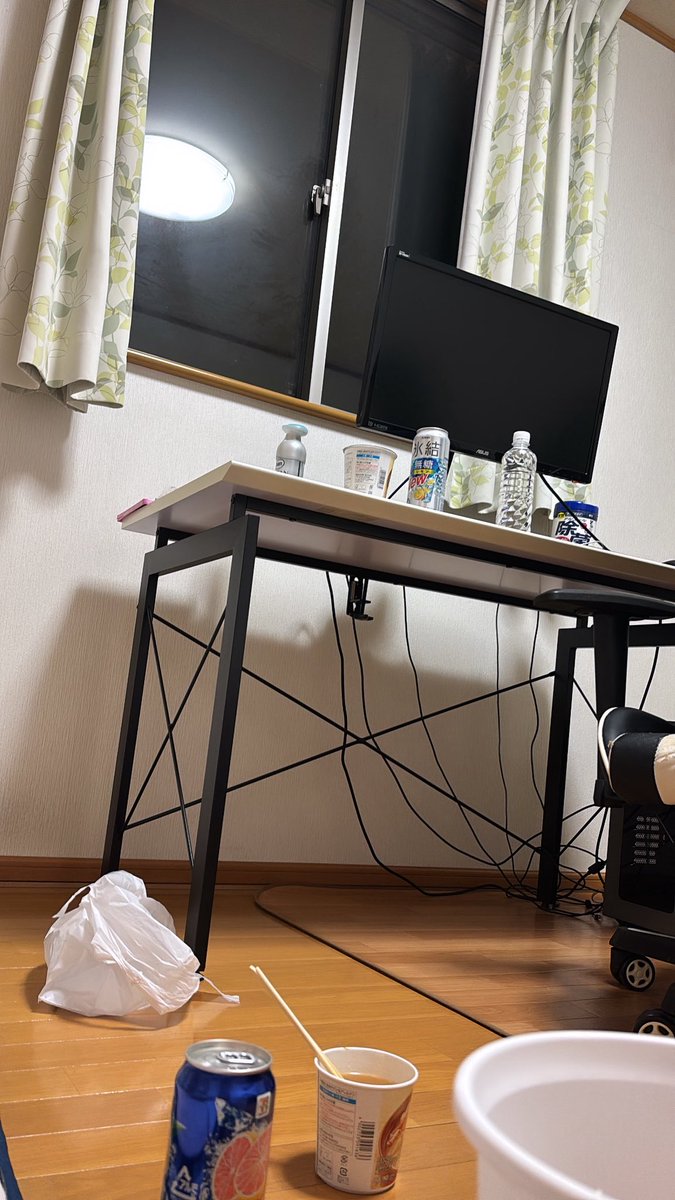 4aws27t's tweet photo. 4次回宅 https://t.co/mdtZEdDWM3