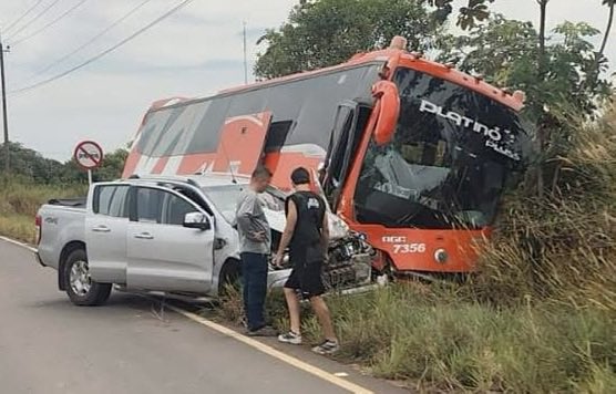 ReporterodelM's tweet photo. 🚨 ATENCIÓN: Accidente de tránsito en la vía a Rubiales. Un accidente de tránsito se registró en el kilómetro 13 de la vía hacia Rubiales, en jurisdicción de Puerto Gaitán, Meta. De acuerdo con información preliminar, no se reportarían personas con heridas de gravedad. https://t.co/0iVMIXMEHm