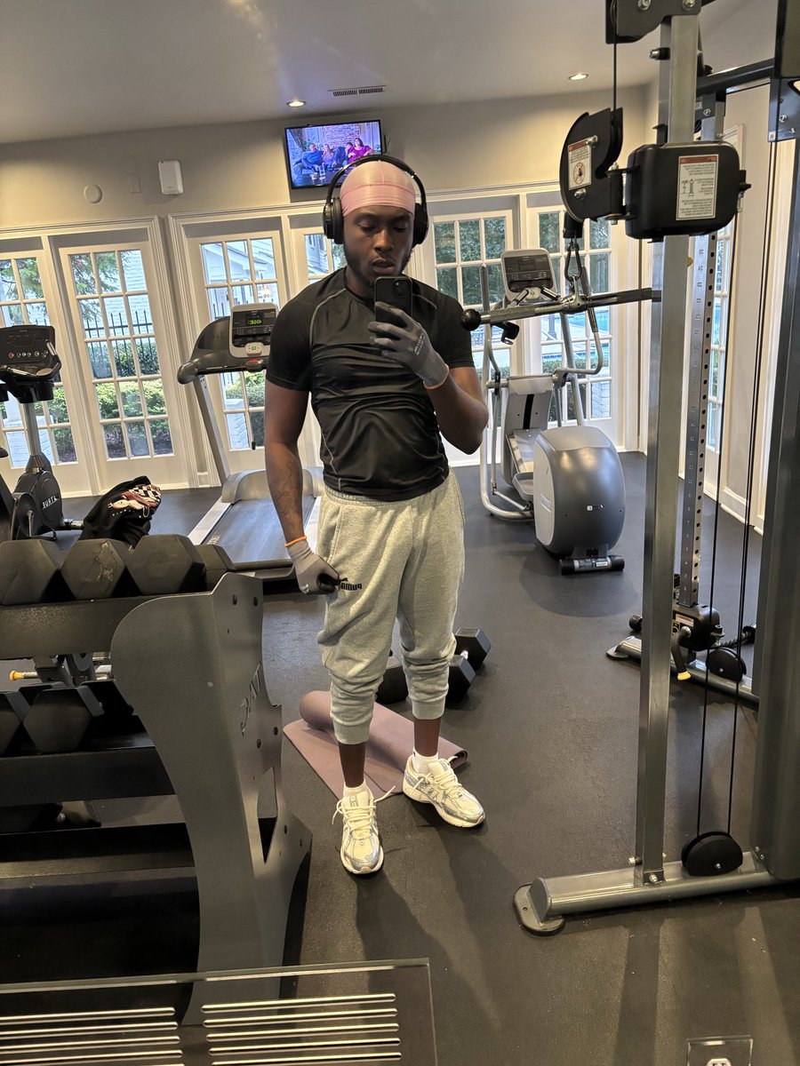 globaljay_973's tweet photo. #gym https://t.co/MepcWdPWsJ