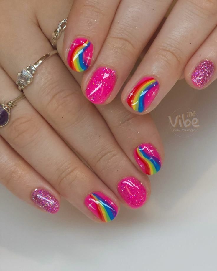 sugarlifegirl's tweet photo. GRRRR i want my nails done !!!!!🌈🌈🎀😔 https://t.co/O5RA2MeuGu