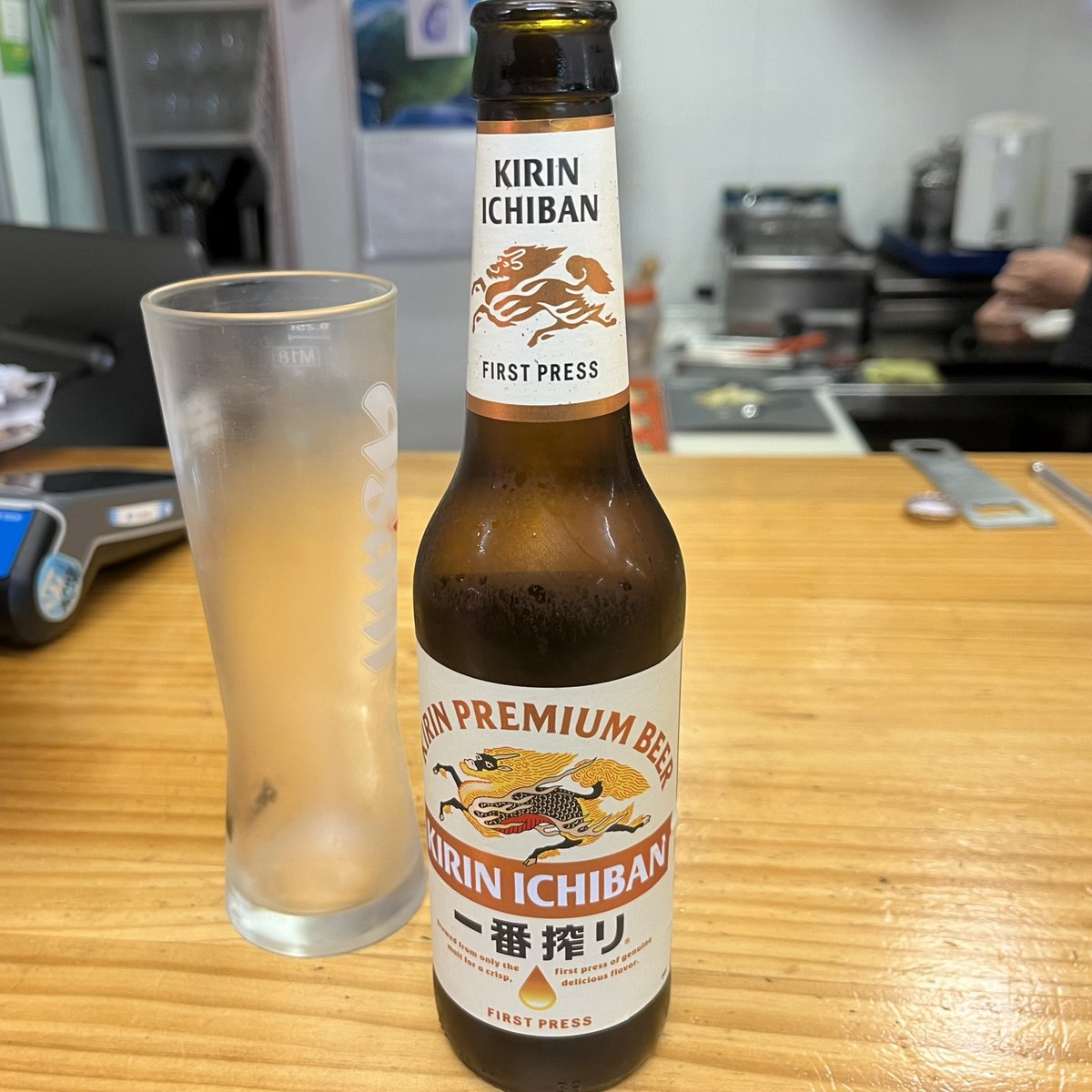 MutsuKAWAMORI's tweet photo. No dia del partido. / Not day of the match.

祝、キリンカップ優勝！

#kirinbeer #katsudon #キリンビール #カツ丼 https://t.co/UXOiKfMUnq