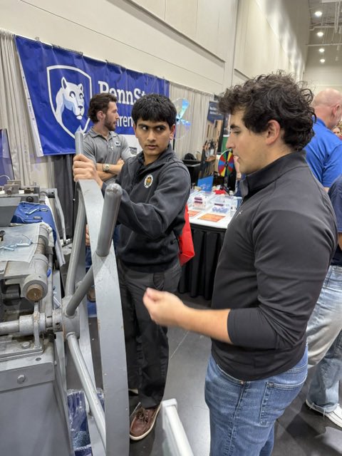 CPRamblers's tweet photo. They had the opportunity to operate heavy equipment simulators, pilot robots, and mold plastics and metal. #Prep #STEMPath https://t.co/kqTaAkR7Z9