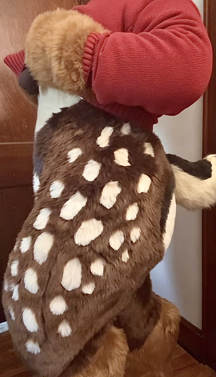 Naexuss's tweet photo. all deer furries have cake. Sorry, I don't make the rules 😋 https://t.co/9tj8ZSJXcf