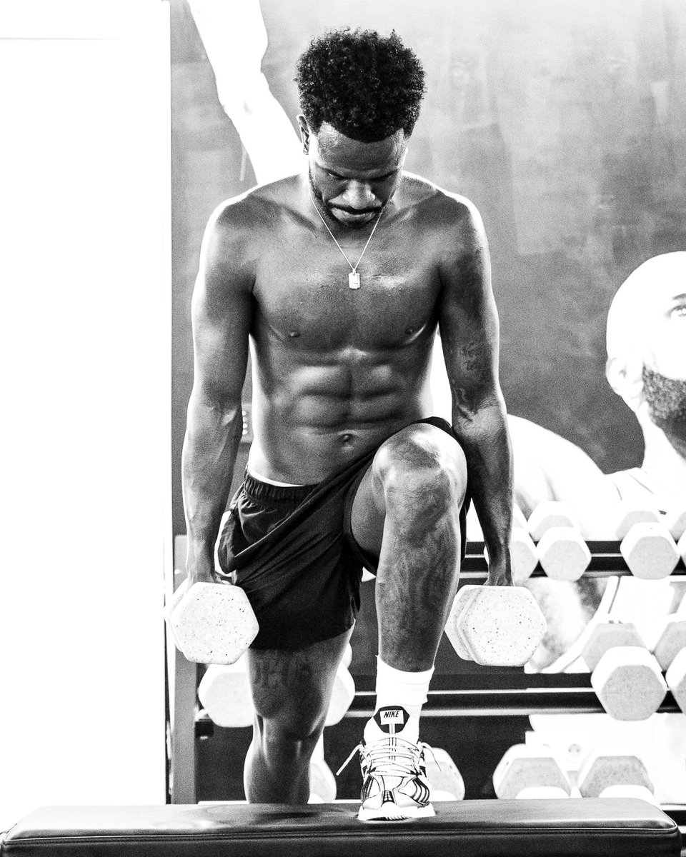Vinicius_Jr00's tweet photo. Disciplina, foco e determinação. Cada treino é um passo a mais rumo à excelência. 💪🏽🔥

Halla Madrid⚽ https://t.co/mwOmChotWc