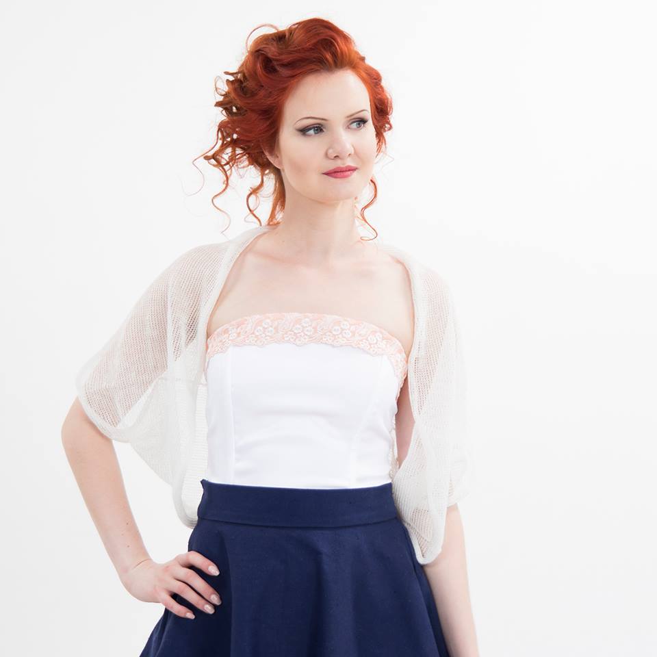 SuperSoftKnits's tweet photo. #Bridal #Bolero #White #WeddingBolero #Linen #Jacket #handmade #CoverUp #knit #Cardigan #woman #vest #oversized #wrap
https://t.co/DaXibeUIMK https://t.co/3IHbGXJCGu