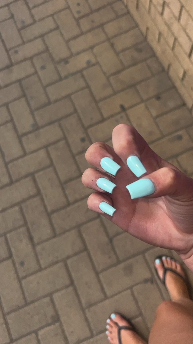 emzallion's tweet photo. #UK #DMFORMOREPHOTOS #PAY #footfetısh #Paypig #Sugardaddy https://t.co/czdv0kUIwQ