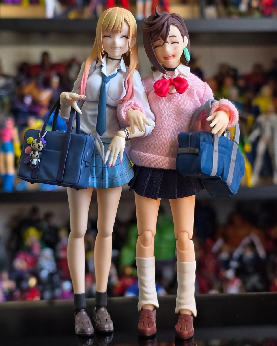 realriorex's tweet photo. So kawaii! Loving the new Marin from @GoodSmile_US ❤️

#mydressupdarling #marinkitagawa #cosplay #gscfiguresirl https://t.co/PBO1GHSS8r