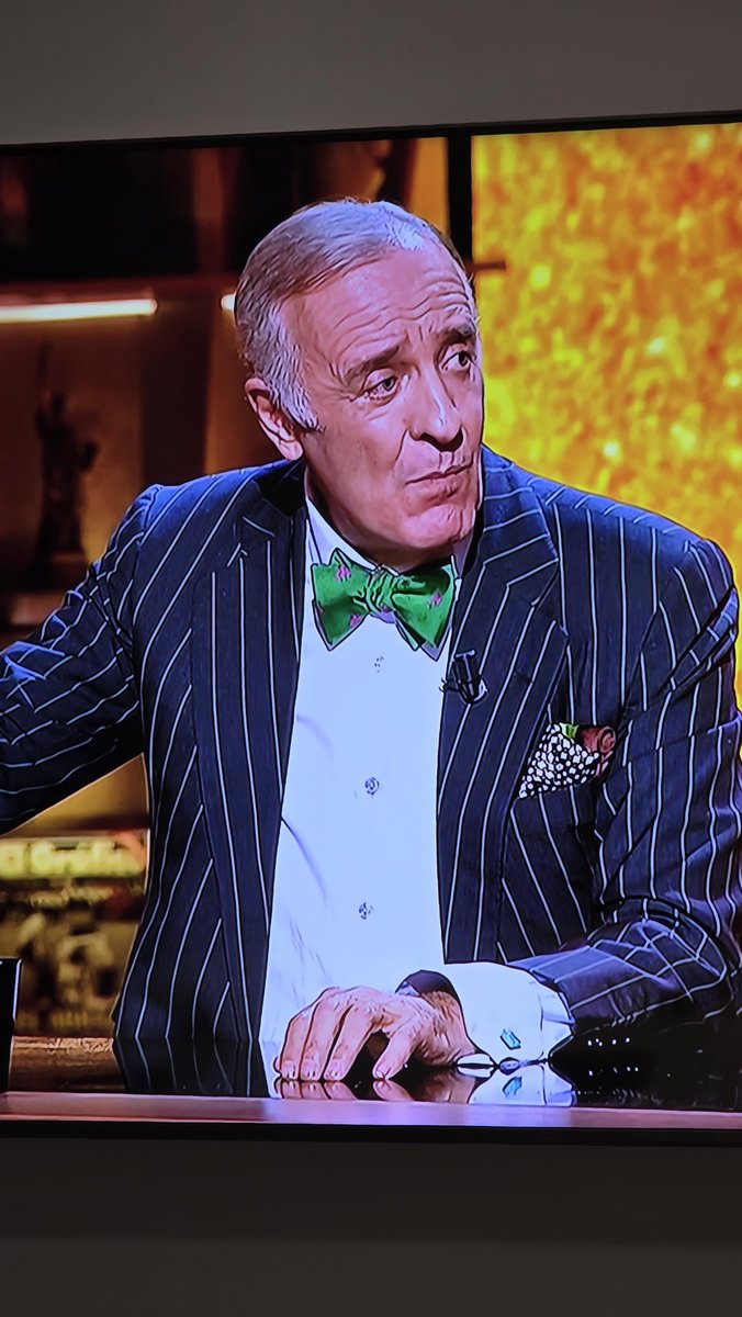 _FranciscoDavid's tweet photo. @HorizonteCuatro invitando hoy a Willy Wonka https://t.co/Zd7BYiELau