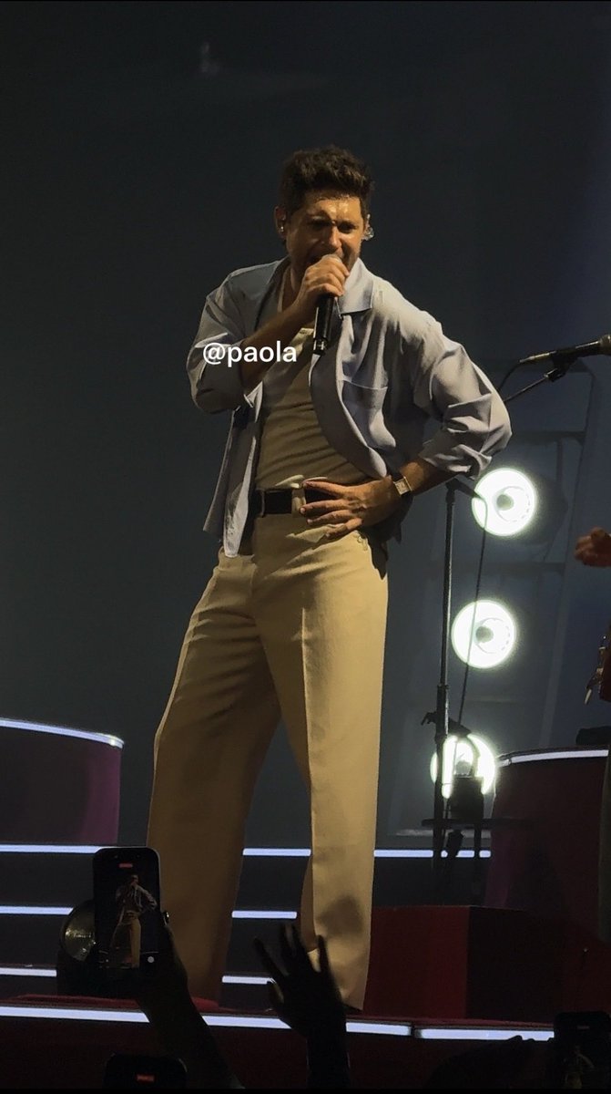 1Dnews_Control's tweet photo. 🧡 Niall laughing and having a great time on the stage tonight. 

#DPLOT  #DPLOTHamburg #DinnerPartyOnTour #NiallHoran

📷 paola https://t.co/VWRIomZZEC