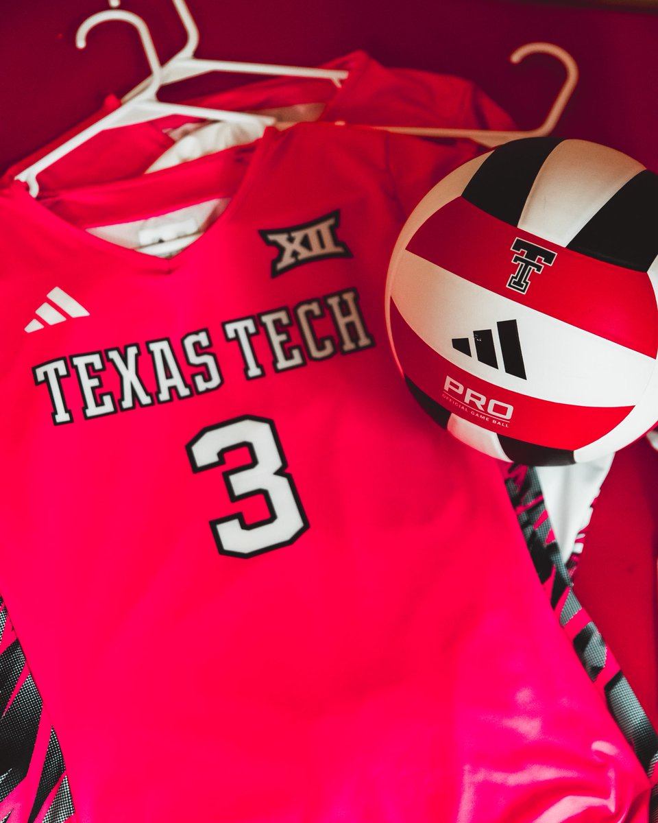 TexasTechVB's tweet photo. Some new threads for our Dig Pink match tomorrow night! https://t.co/ToL7hYEQSe