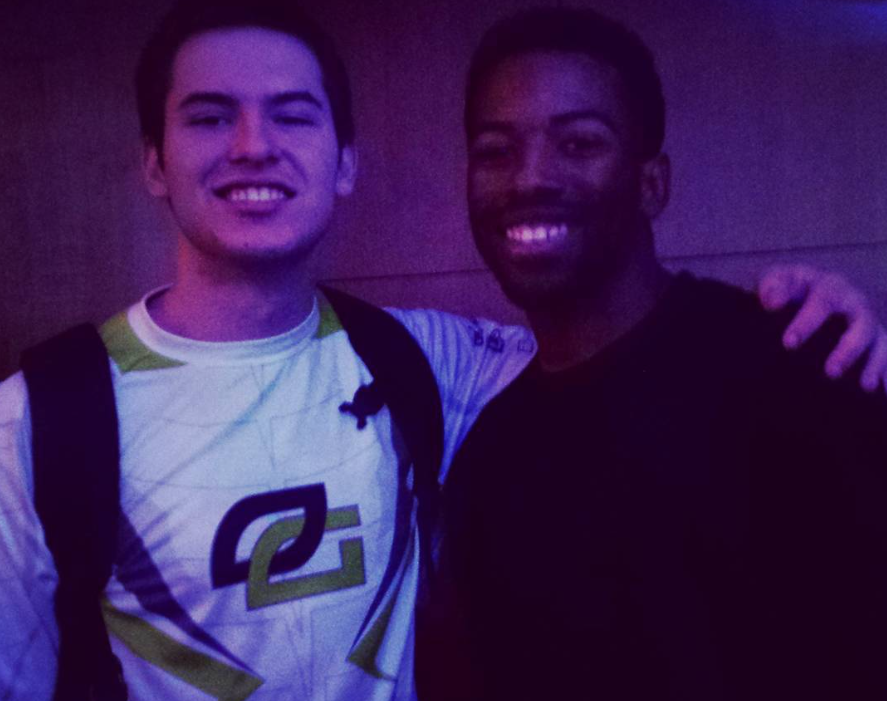 RomeTheHost's tweet photo. @M80_OnEnOnLy @dtsay56 @JeremyStuD @MLGPuckett @IHOLDSHIFT @GuyBlaze The one and only @DKarma is forever my 🐐 https://t.co/GsHrik1QCe