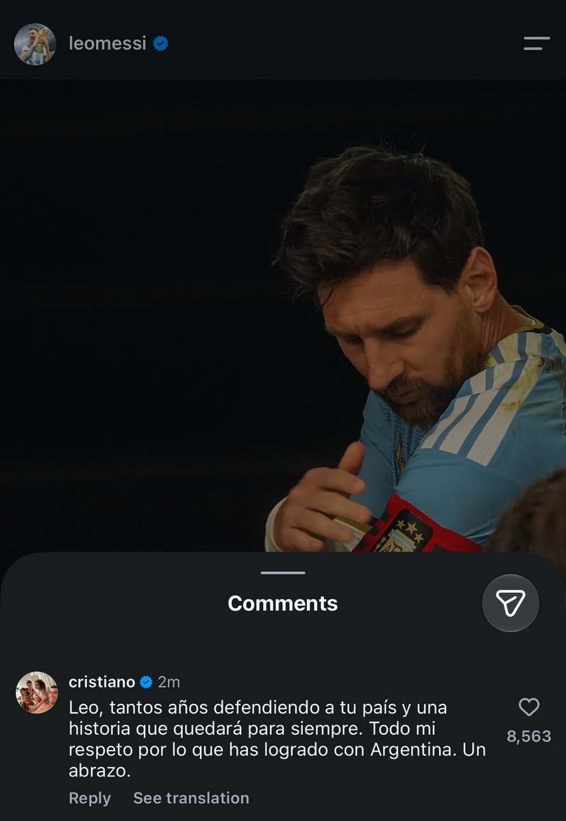 ix__23's tweet photo. صحيح الدون يستاهل الهجوم بسب ماضيه 

ولله قد شفت اطيب الاعبين من مدريد يحترمون برشلونة و ميسي تلقى جماهيرهم يقول غصب عنك والخ

ولله العظيم ما يستاهلون ذرة احترام 
اغار اذا شفت احد يكىرهم كثري https://t.co/XBgDrhrvFs