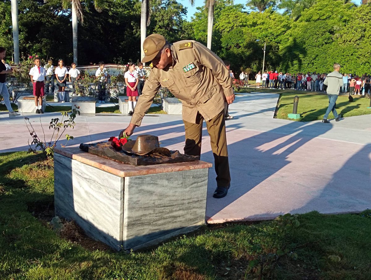 ssp_enmarcha's tweet photo. En el Complejo Histórico Comandante Camilo Cienfuegos, justo en el lugar donde se libró la heroica Batalla de #Yaguajay, se conmemora la fundación del Frente Norte de Las Villas, un hito que marcó el rumbo de la lucha revolucionaria en el centro del país.

#SanctiSpíritusEnMarcha https://t.co/kEnusy5M4e