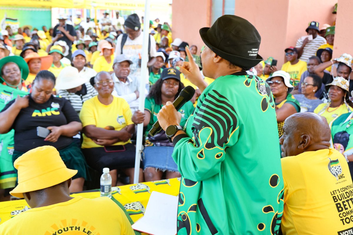 ANCLimpopo's tweet photo. Today, ANC Provincial Chairperson, Comrade Dr Phophi Ramathuba, joined the Peter Mokaba Regional Elections Team meeting in the Blouberg Sub-Region. 
Addressing the meeting, the Provincial Chairperson reflected on the organisation’s preparations and emphasised the importance of sustained election work. 
#BuildingBetterCommunities