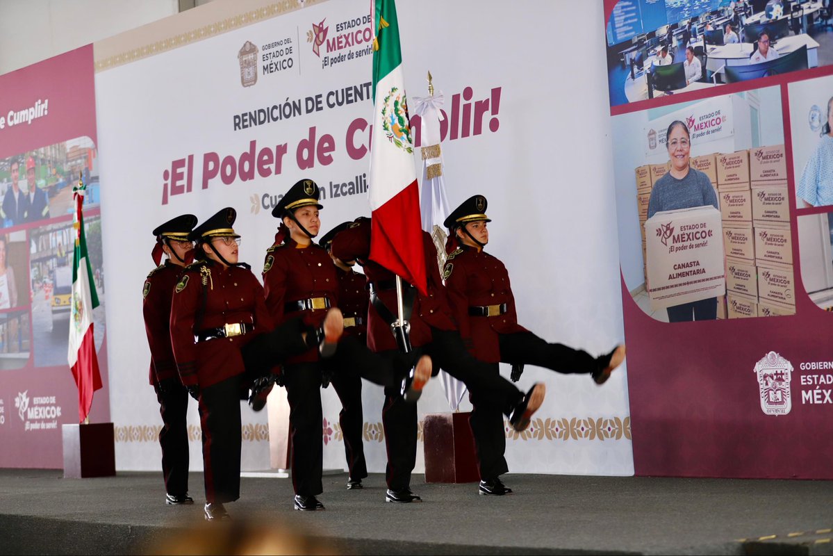 daniel_ser's tweet photo. Me dio mucho gusto acompañar a la Gobernadora, nuestra querida Maestra @delfinagomeza, en la rendición de cuentas “El Poder de Cumplir”, como parte de la agenda regional de su Tercer Informe de Gobierno, aquí en nuestra gran ciudad: Cuautitlán Izcalli.🗣️✍🏼

📍Hoy, desde el Estadio Hugo Sánchez, fuimos testigos de los avances y resultados que el Gobierno del Estado de México está impulsando en beneficio de las familias mexiquenses, y particularmente de las y los izcallenses.

En nuestra tierra se están haciendo realidad proyectos importantes. Destacan los trabajos de limpieza en el Lago de Guadalupe y la Presa El Ángulo, que realizamos de manera coordinada con el Gobierno de México, la próxima construcción de la Línea del Mexibús Lechería–Rosario, que representa un paso importante para mejorar la movilidad y conectividad de nuestro municipio.✅

👉🏼Y hay una gran noticia para las familias izcallenses: Cuautitlán Izcalli será uno de los primeros cinco municipios del Estado de México en contar con una Clínica de Salud “Bienestar Contigo”, acercando servicios de salud dignos y de calidad a nuestra gente.

Estoy orgulloso de que Cuautitlán Izcalli sea parte de la transformación y, sobre todo, que podamos trabajar de la mano con nuestra Gobernadora para que los compromisos se conviertan en resultados, porque tenemos claro que gobernar es cumplir, trabajar en equipo y poner siempre al pueblo en el centro de nuestras decisiones.

¡En Izcalli celebramos el #PoderdeCumplir y de servir con pasión!👏🏼

#CuautitlánIzcalli #ElPoderDeServir