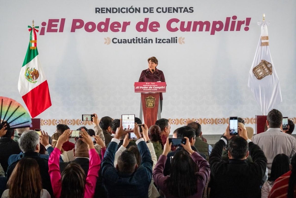 daniel_ser's tweet photo. Me dio mucho gusto acompañar a la Gobernadora, nuestra querida Maestra @delfinagomeza, en la rendición de cuentas “El Poder de Cumplir”, como parte de la agenda regional de su Tercer Informe de Gobierno, aquí en nuestra gran ciudad: Cuautitlán Izcalli.🗣️✍🏼

📍Hoy, desde el Estadio Hugo Sánchez, fuimos testigos de los avances y resultados que el Gobierno del Estado de México está impulsando en beneficio de las familias mexiquenses, y particularmente de las y los izcallenses.

En nuestra tierra se están haciendo realidad proyectos importantes. Destacan los trabajos de limpieza en el Lago de Guadalupe y la Presa El Ángulo, que realizamos de manera coordinada con el Gobierno de México, la próxima construcción de la Línea del Mexibús Lechería–Rosario, que representa un paso importante para mejorar la movilidad y conectividad de nuestro municipio.✅

👉🏼Y hay una gran noticia para las familias izcallenses: Cuautitlán Izcalli será uno de los primeros cinco municipios del Estado de México en contar con una Clínica de Salud “Bienestar Contigo”, acercando servicios de salud dignos y de calidad a nuestra gente.

Estoy orgulloso de que Cuautitlán Izcalli sea parte de la transformación y, sobre todo, que podamos trabajar de la mano con nuestra Gobernadora para que los compromisos se conviertan en resultados, porque tenemos claro que gobernar es cumplir, trabajar en equipo y poner siempre al pueblo en el centro de nuestras decisiones.

¡En Izcalli celebramos el #PoderdeCumplir y de servir con pasión!👏🏼

#CuautitlánIzcalli #ElPoderDeServir