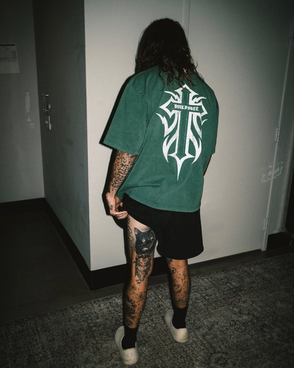 SuicideChrist's tweet photo. body fulla crosses
thank God for my losses
satan back in coverage
hail Mary, i done moss’d em
all i did was lock in
Jesus did the mogging
still that same boy eating nuggets with no sauces

📷: @dill35mm https://t.co/JkhaNggP4t