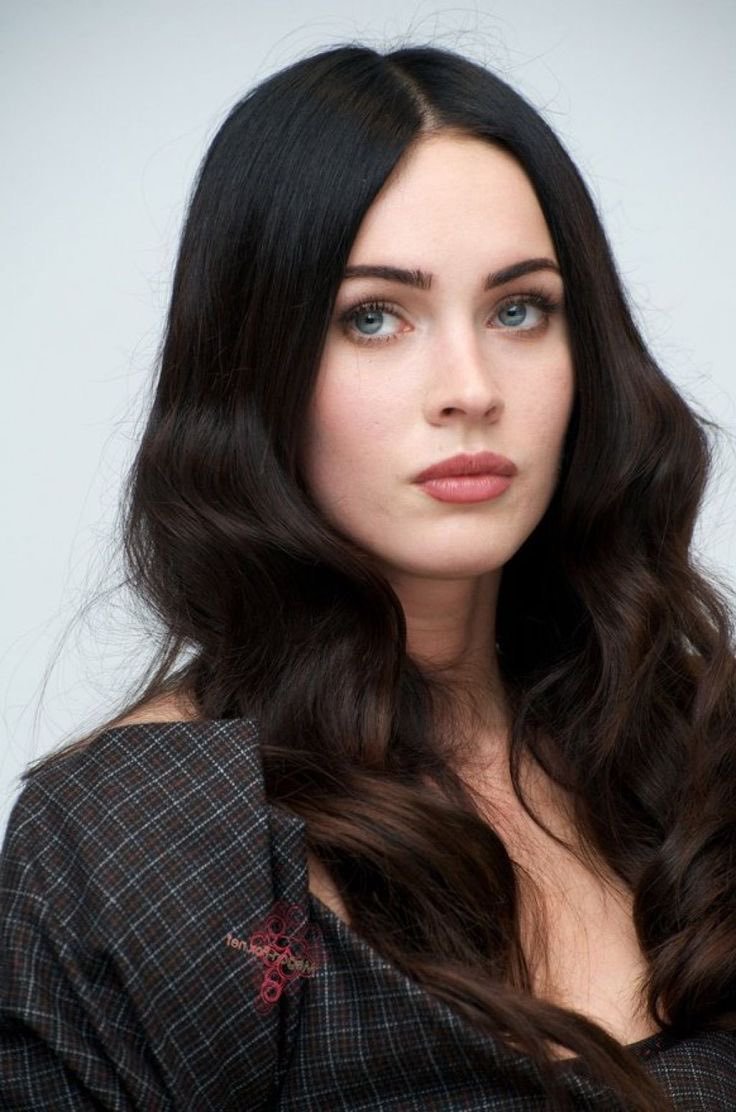 kiyashaber864's tweet photo. KIYAS | Megan Fox'un değişimi:
(@neoldu) https://t.co/8uVkqEKZd4