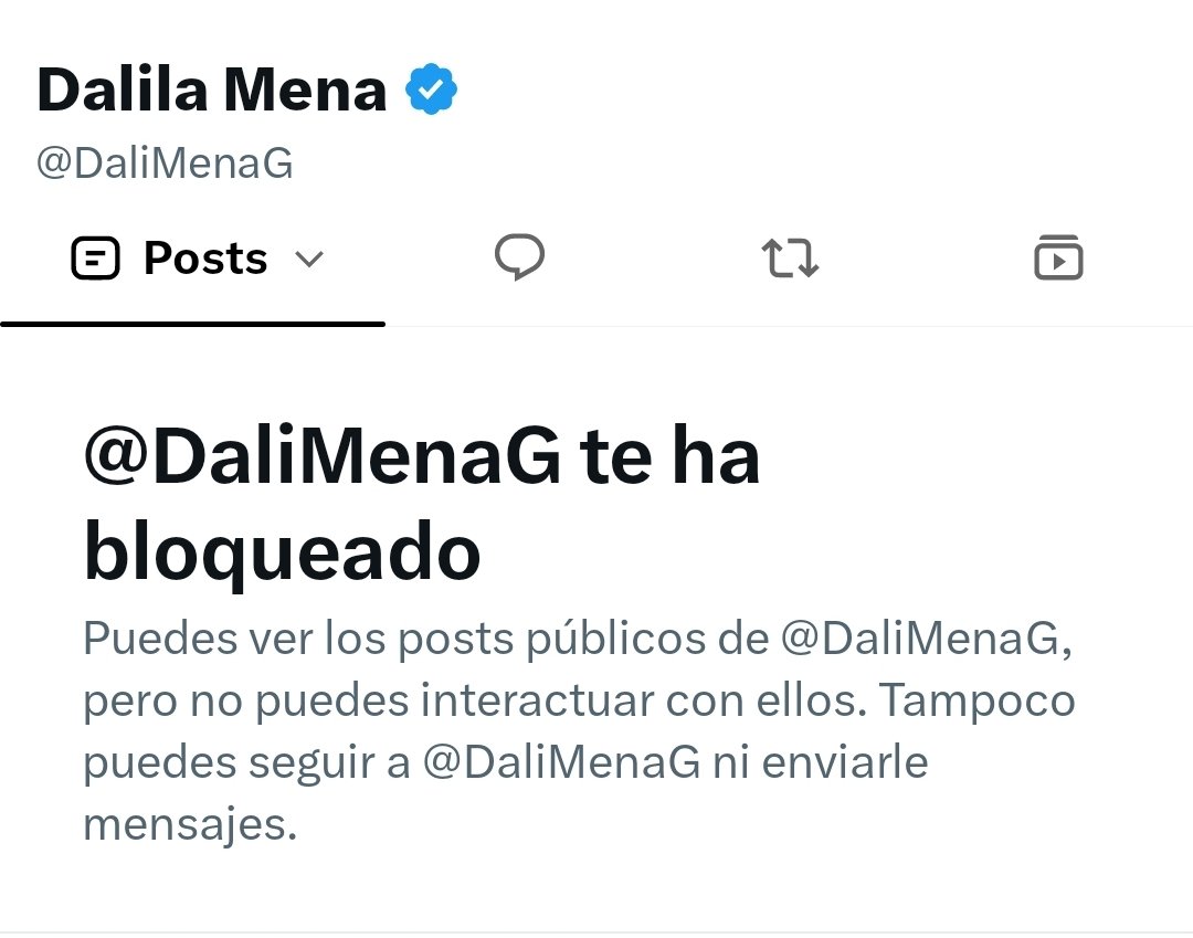 FlacoPores's tweet photo. “Ahora entiendo por qué varios amigos leoneses no te quieren.”

— procede a bloquearme inmediatamente después de decirlo.

Gran manera de argumentar. 🫠

No busco que me quieran. Busco que podamos hablar de movilidad sin prejuicios: ante un siniestro, no es poner el foco o "regular" a quienes usan la bicicleta; hay que preguntarnos qué infraestructura y qué condiciones de seguridad estamos ofreciendo para que mujeres, niñas, niños y todas las personas puedan moverse sin poner su vida en riesgo.