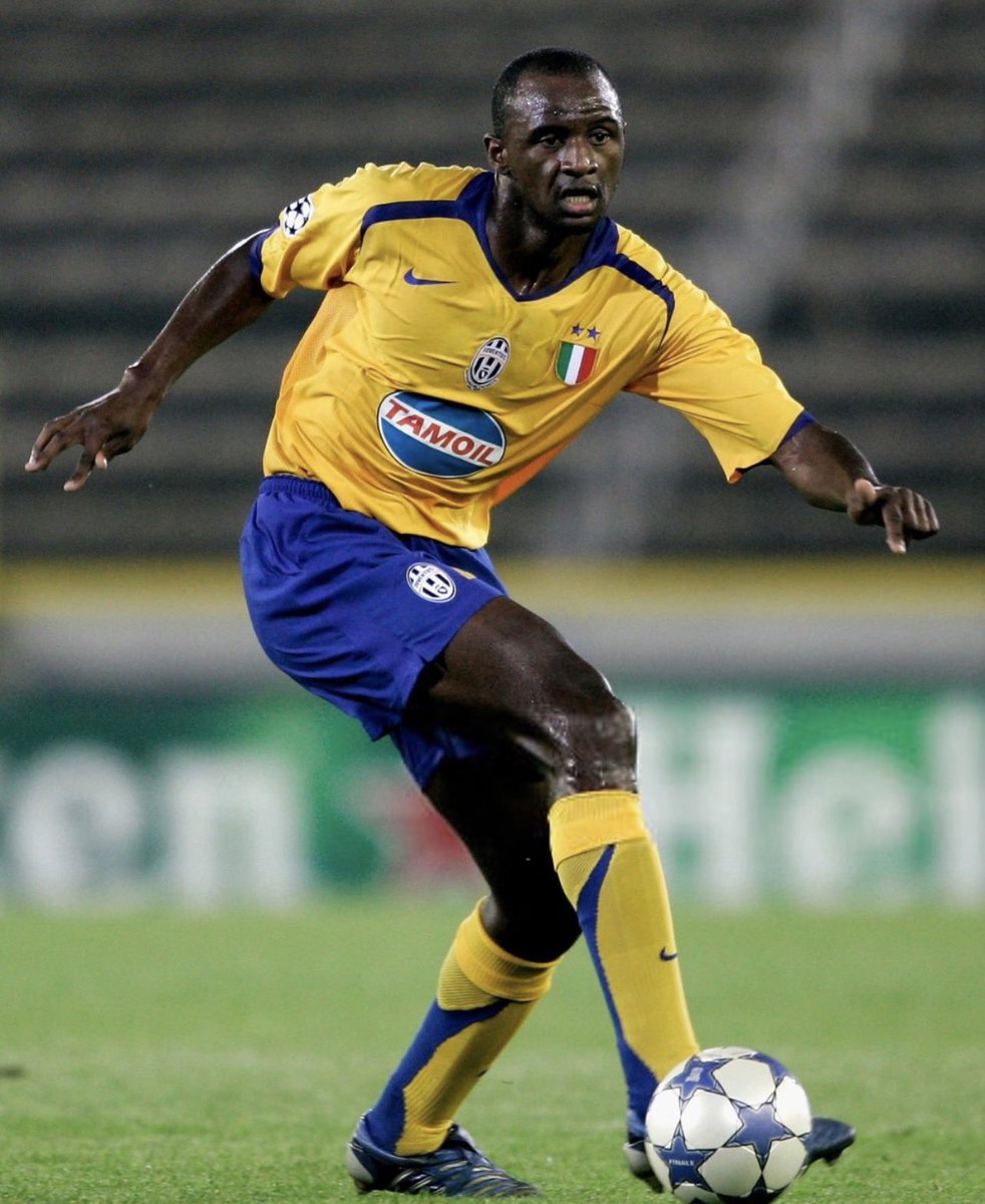 futnostalgico tweet picture