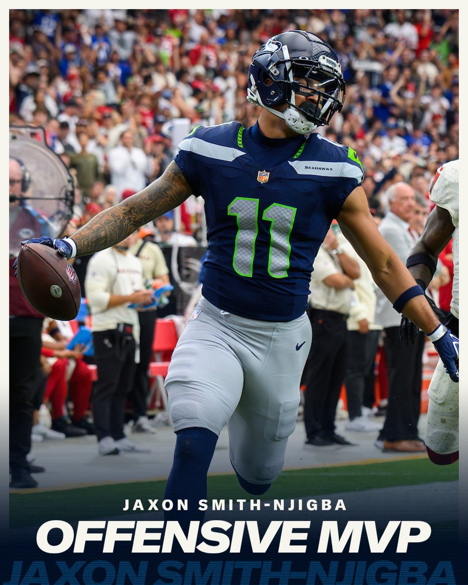 Seahawks's tweet photo. The first quarter honor roll is in 🏆

Read more » https://t.co/xsPHYd6zk1 https://t.co/ZyM1RzKw7F