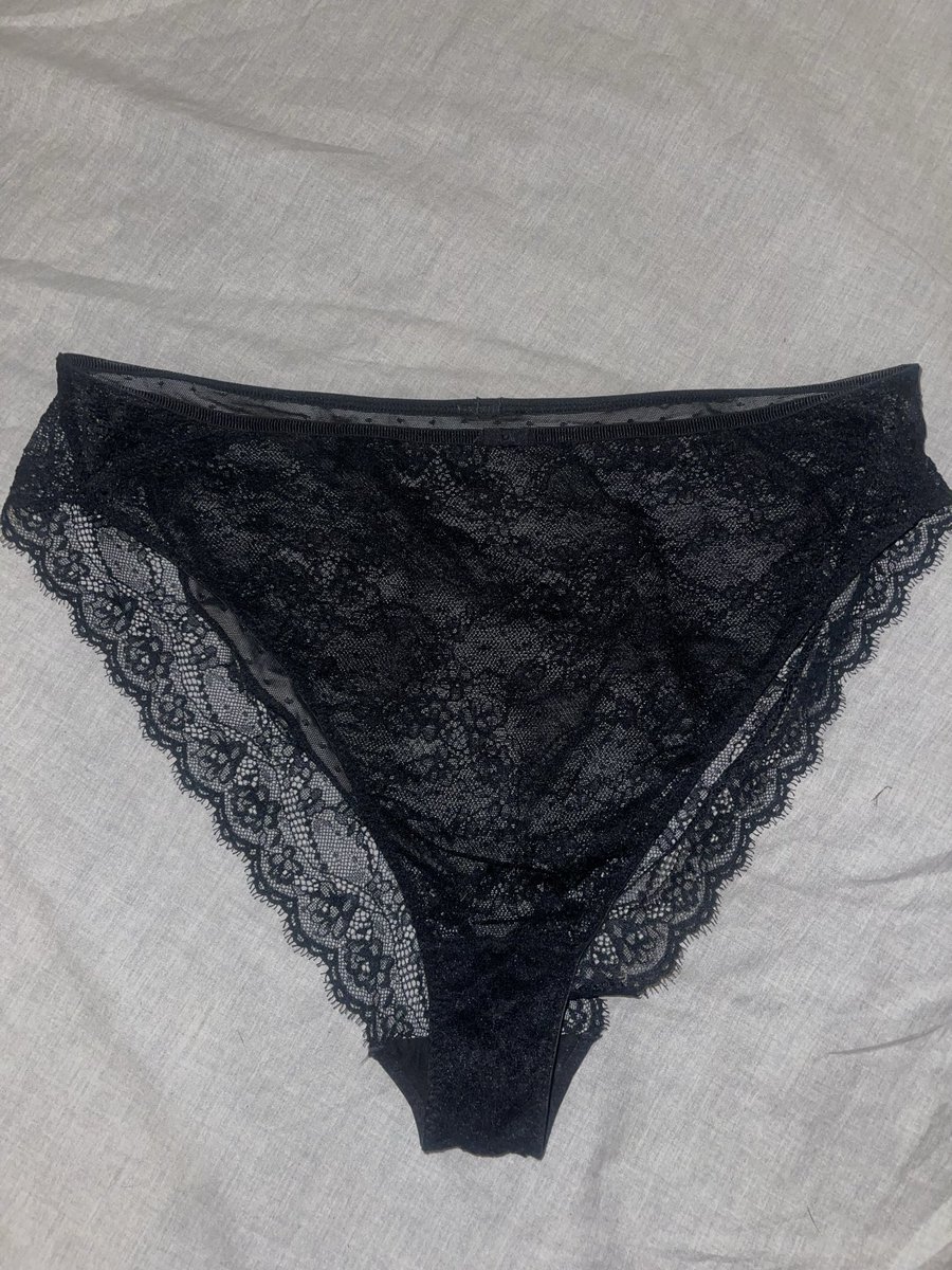 MistressThea26's tweet photo. Who wants them 😜😏💦 #blacklace https://t.co/DQQlqJrRJy