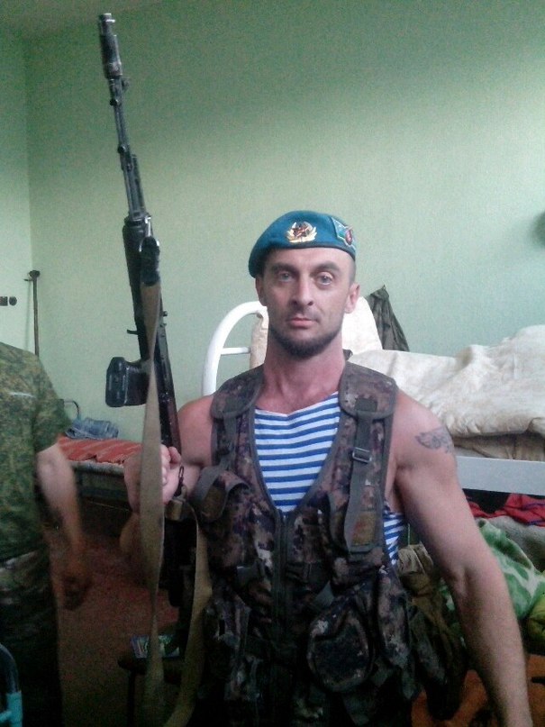 chvk_irlandets's tweet photo. Yevgeny Liptospad, the Donetsk separatist who joined the militia very early, in the first week of May... and fled to Ukraine after Slavyansk fell... rejoined and stormed Donetsk Airport and became Motorola's bodyguard... then fled to Ukraine and joined Azov.

What a curious guy. https://t.co/uCcPQGrKxG