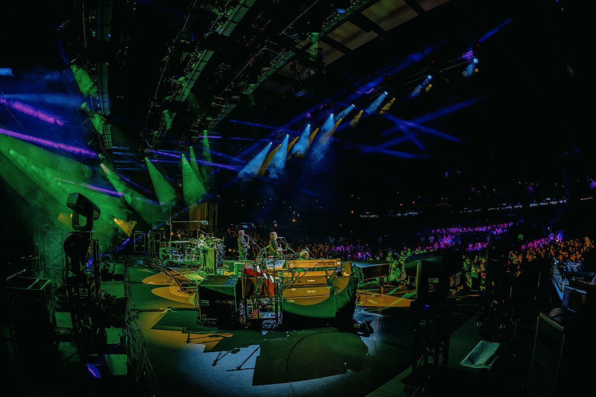 phish's tweet photo. Tonight! Night Two
SOLD OUT
Allianz Amphitheater, Richmond, VA
Doors 5:30PM • Show 7PM 
Livestream: Watch via LivePhish With 

Photo 📷 Sanjay Suchak https://t.co/WvUQ7TWU5a