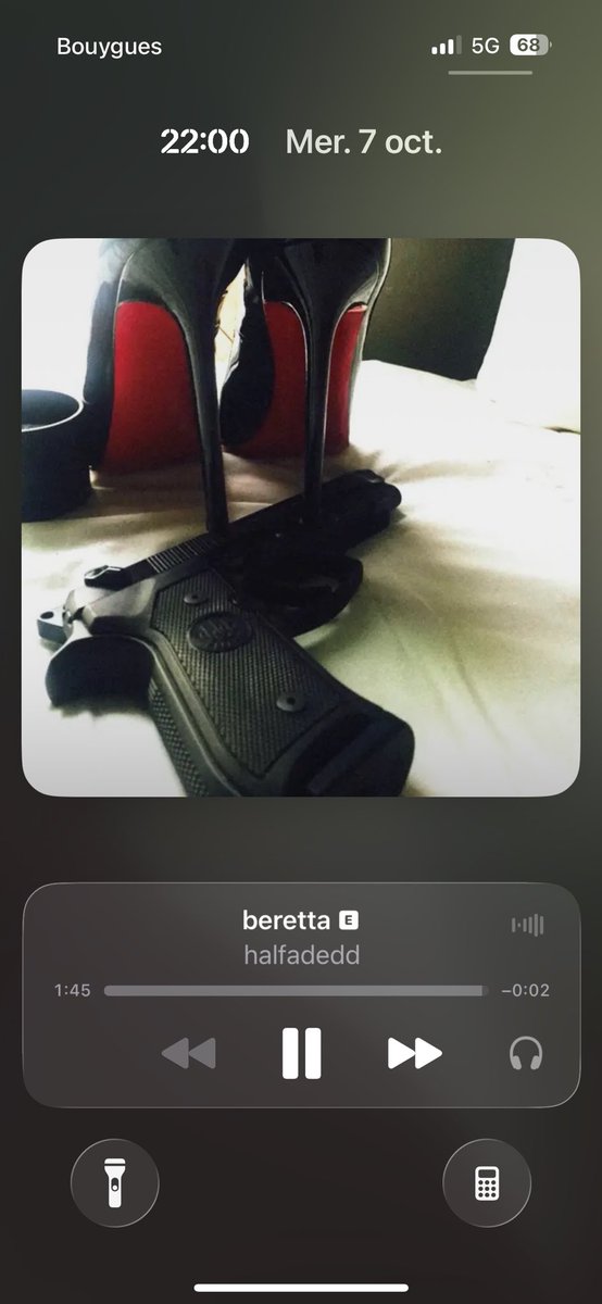 amn_236's tweet photo. ce compte est très cool, j’parle tout seul, j’parle à mon meilleur pote (moi). Ptn j’dois réviser jai la flemme. Cette musique est super cool https://t.co/k7RcvpXOG8