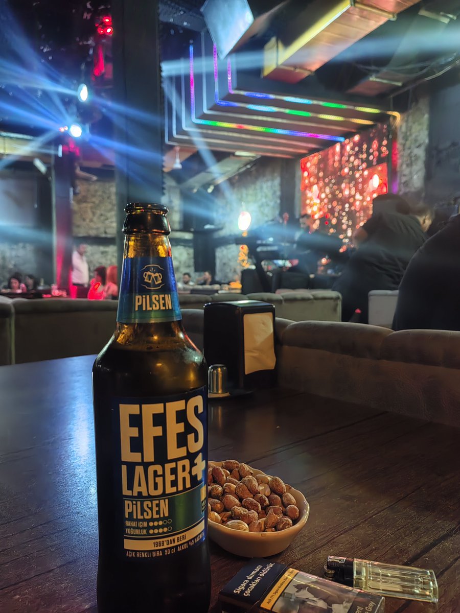 drAta59's tweet photo. #corlu geceye Aura Night Clup te devam🎉🎸💥🎊
#tekirdağ #silivri #luleburgaz #Çerkezköy #kapakli #luleburgaz https://t.co/vxdFA7arik