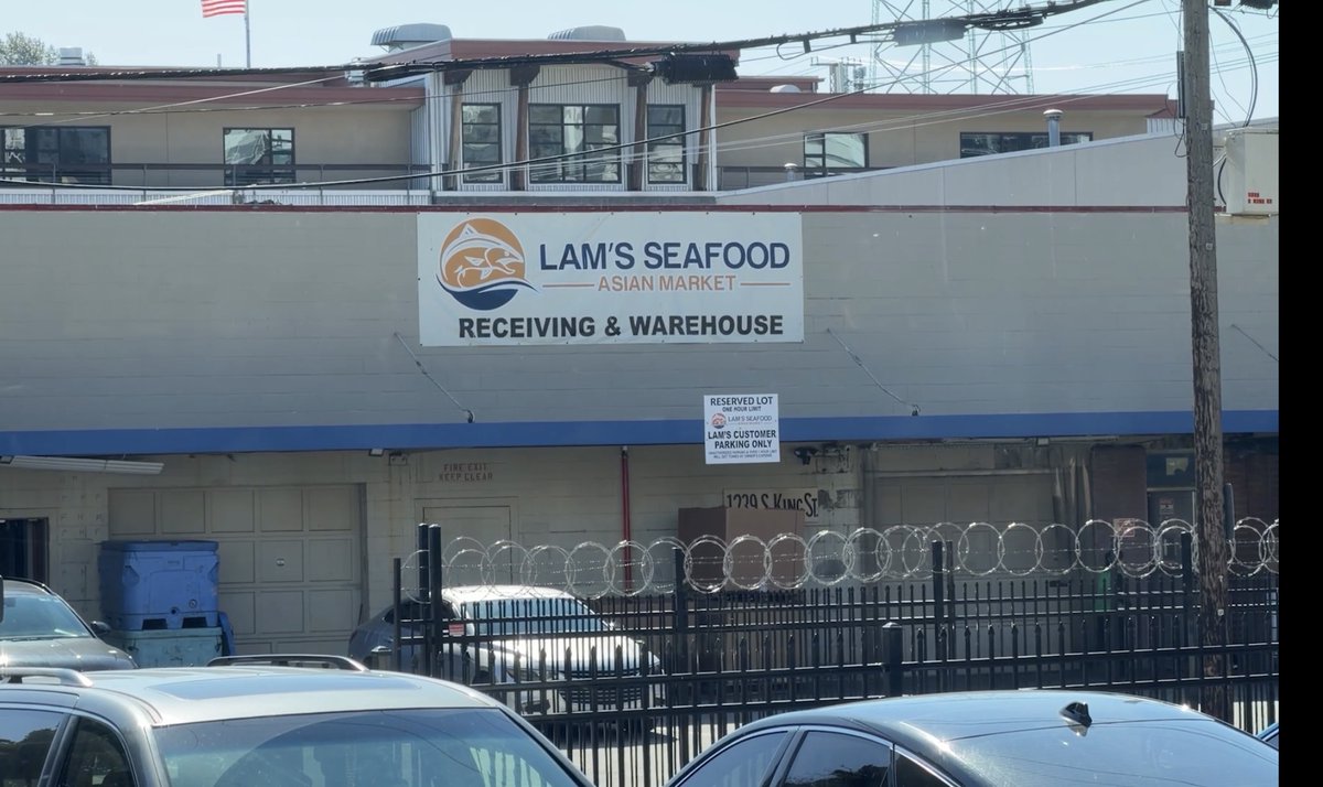 AntiFraudClub's tweet photo. We are calling on the @FBI @MayorofSeattle @WHFraudTF to SHUTDOWN Lam's Seafood for committing fraud and stealing from the poor and needy.

END THE FRAUD and prove to America that accountability is coming to those that steal from the US  taxpayer. https://t.co/6DYVBZGcLO