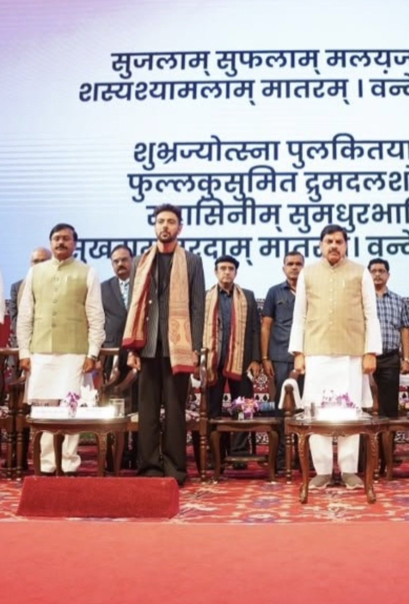 sumitsuri_omni's tweet photo. Delighted to attend the MP Travel Mart at Bhopal, in the gracious presence of Hon’ble CM Dr. Mohan Yadav Ji @CMMadhyaPradesh , Hon’ble Tourism Minister Shri Dharmendra Singh Lodi Ji @DharmendrLodhii ,celebrity chef Ranveer Brar Ji @ranveerbrar ,and other distinguished dignitaries https://t.co/77BLAjQ1C8