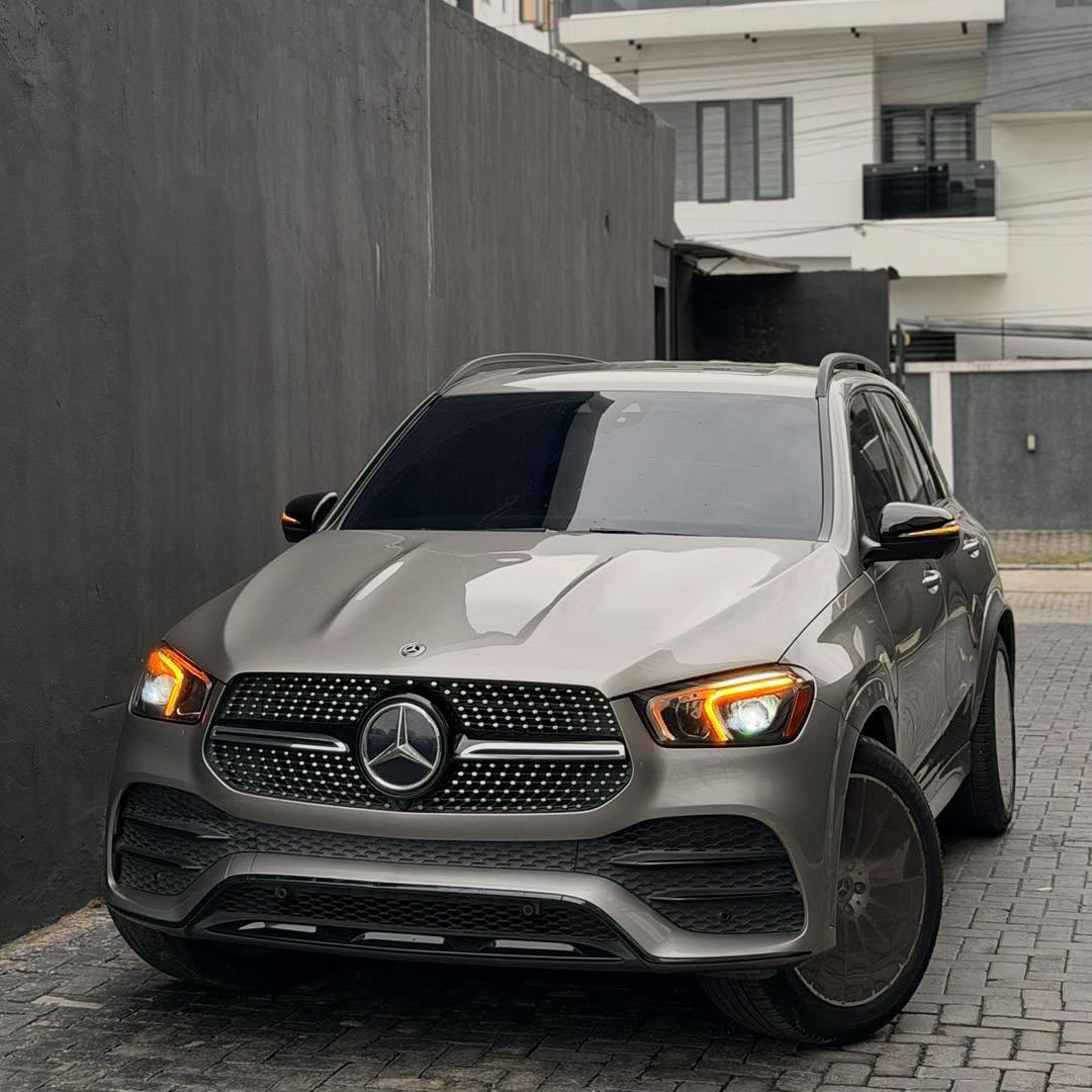 Autorush2's tweet photo. Think about this 2020 Mercedes Benz GLE 350 as you go to bed🫵🏽 https://t.co/HlOKpuHCDZ