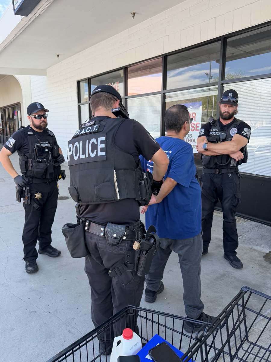 USMSLosAngeles's tweet photo. Part 2: Under Operation Desert Shield, the U.S. Marshals Service, East PACT, California State Parole, and the Riverside County Sheriff’s Department (Palm Desert Station) conducted a joint sex offender compliance operation in Riverside County. https://t.co/MNthdJqHA8