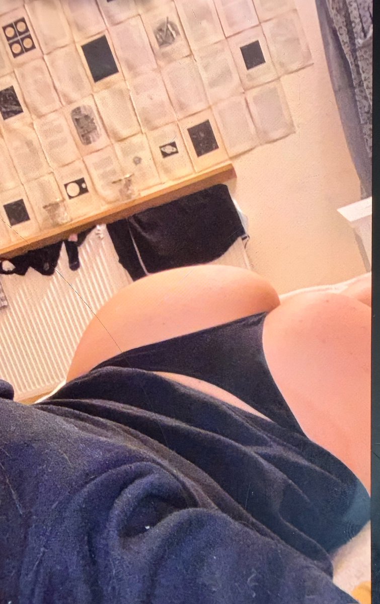 igibohhhh's tweet photo. IRL Submission 
Dm or comment to expose your irls or gfs and family cucks, you know you want toooo https://t.co/wX2vKi1BoG