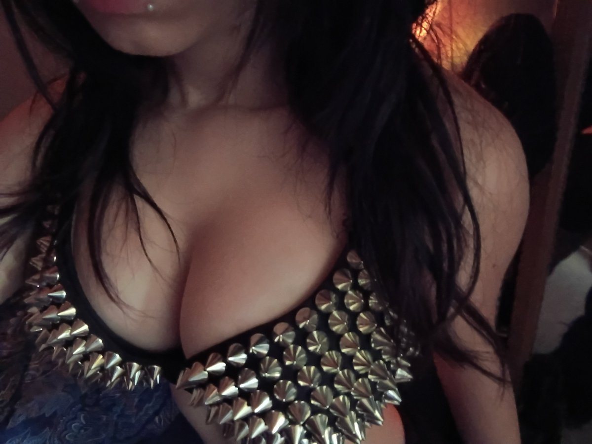 hxllow_ang3l's tweet photo. ⊹ ˖ Ი𐑼
#nsfwtwt #nsfw #selling https://t.co/aAMEd65p6i