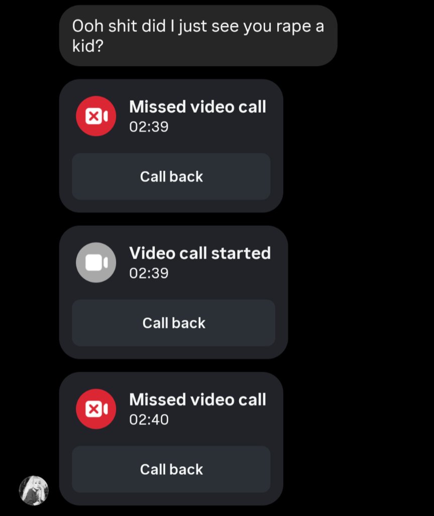 Mattdmanmatt94's tweet photo. @jennagargles called me a child molester and encouraged me to commit suicide. These are the two damning screenshots from the bunch that prove it. She is genuinely insane and a danger to herself and others. https://t.co/VRQN1Gx9Fg