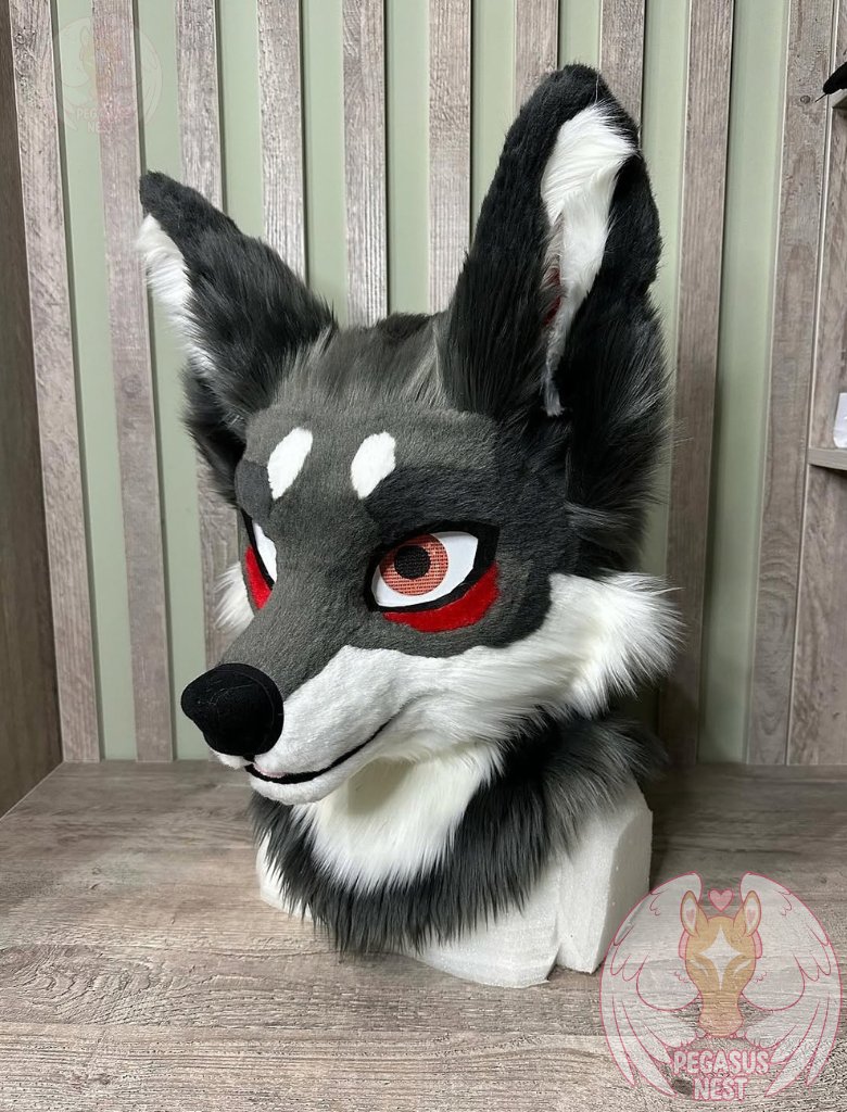 pegasusnest's tweet photo. Moon wolf, a very handsome guy) 
Commission finished)
•
•
•
#fursuit #fursuiter #fursuiting #fursuitforsale #fursuitsale #fursuitpartial #fursuitmakin #fursuitwip https://t.co/G883844RAL
